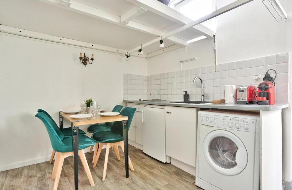 Appartement Quartier Dans Le Marais Hotel De Ville Paris Eksteriør billede